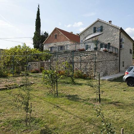 Villa Cetina Milasi Exterior photo